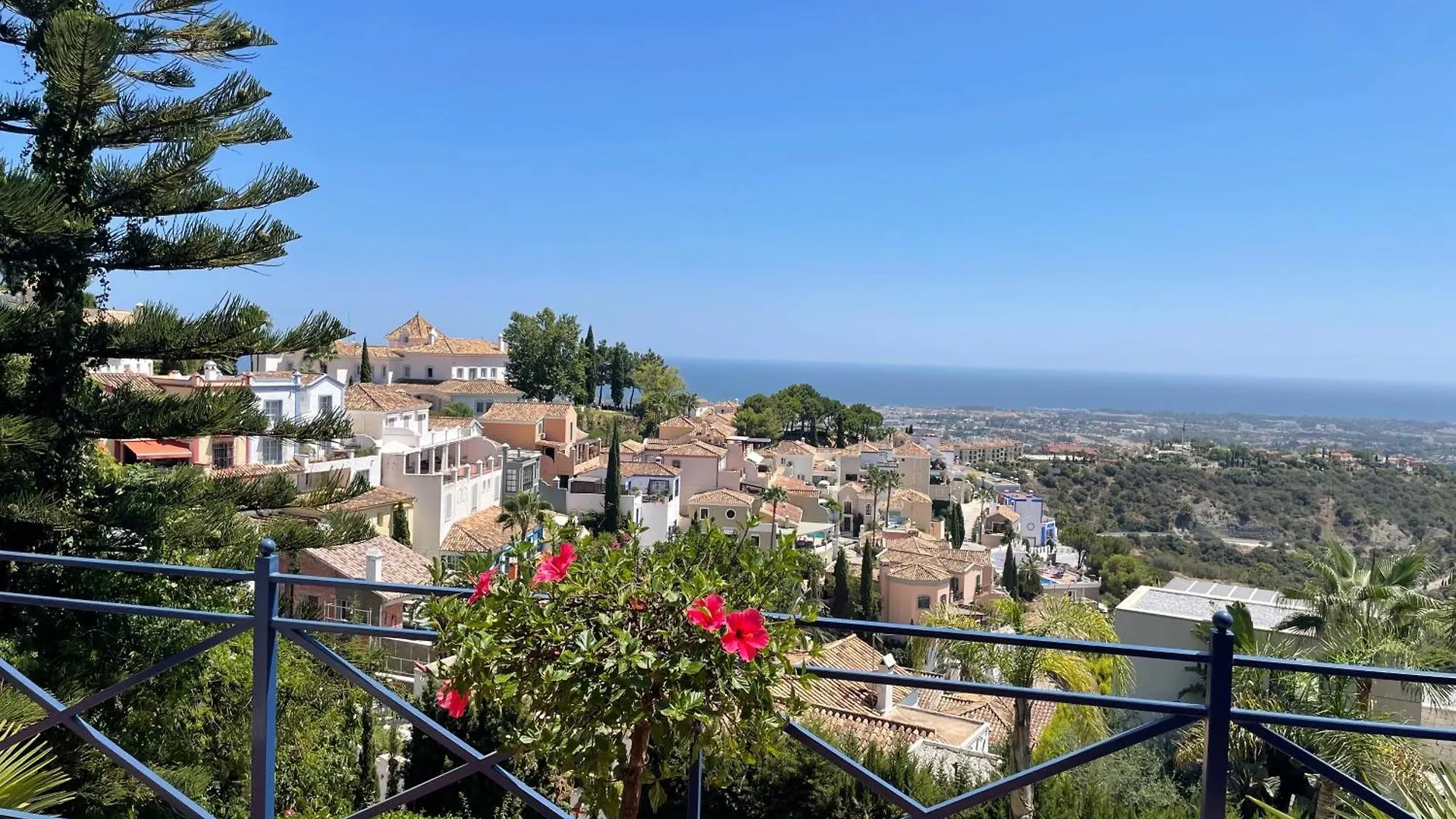 Villa La Maravilla - With Amazing Sea View Benahavis